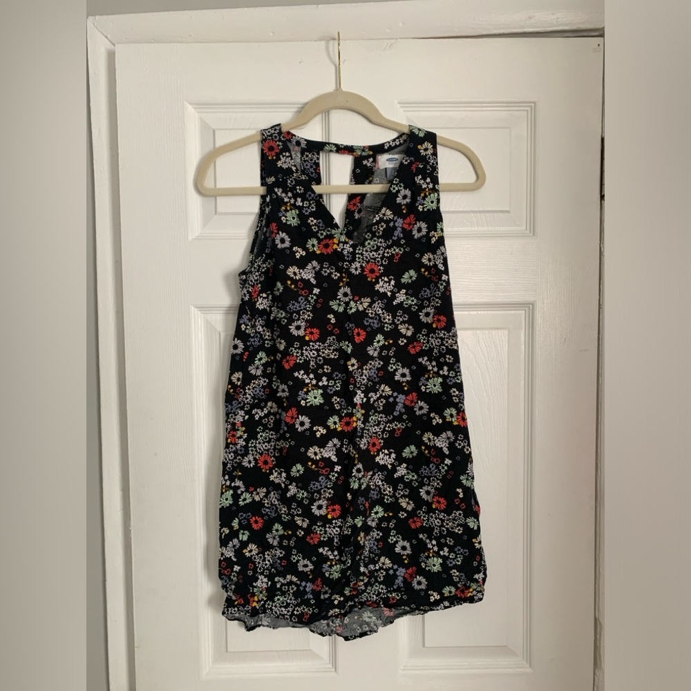 Old Navy black dress with flowers. Size small